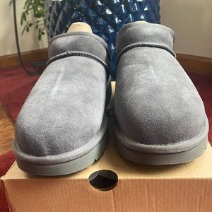 UGG Classic Slipper